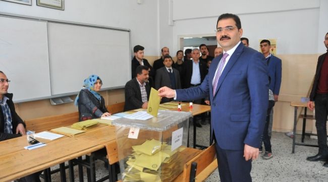 Canpolat, 'Barış, huzur, sağlık, mutluluk' diledi