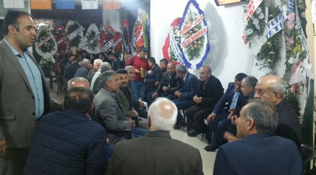 Tayyar Yetim’in seçim ofisi her gece dolup taşıyor