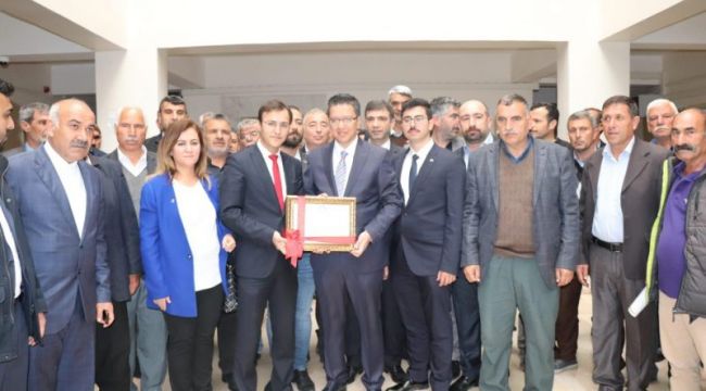 Albayrak Mazbatasını Aldı