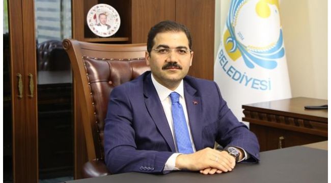 Başkan Canpolat 23 Nisan'ı kutladı