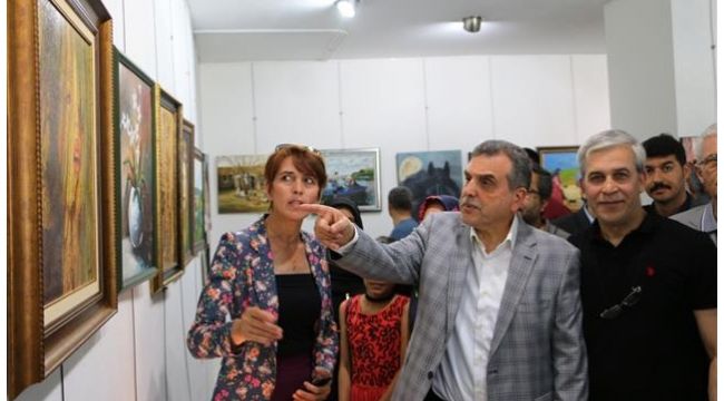 Anneler gününe özel sergi!