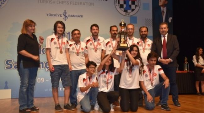 Ceylanpınar Belediyesi satranç takımı 2. ligde