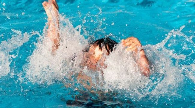 Urfalı genç, serinlemek için girdiği barajdan çıkamadı