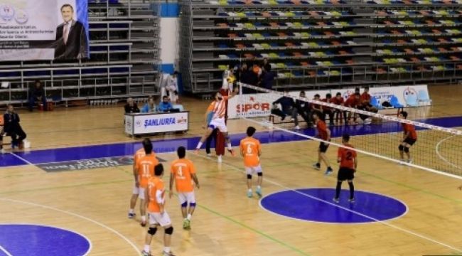 Şanlıurfa Büyükşehir Voleybol Yeni Sezon Hazırlıklarına Başladı