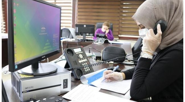 Şanlıurfa Büyükşehir'den 65 yaş üstü vatandaşlarla 3 dilde iletişim