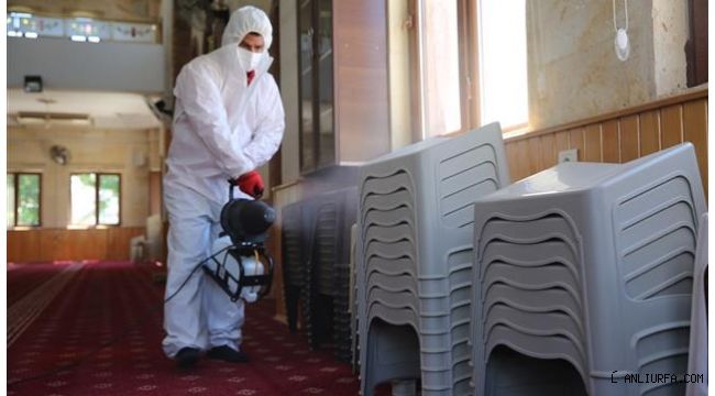 Karaköprü'de camiler ibadete hazırlanıyor