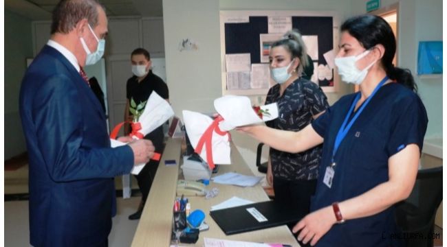 Başkan Yalçınkaya’dan ebeler günü ziyareti