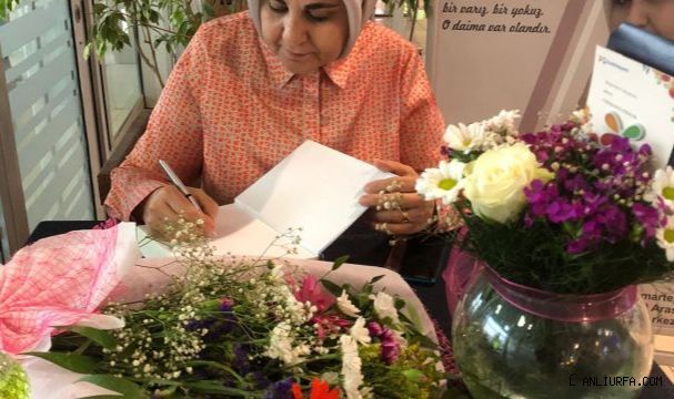 Yazar Kamile Özdemir'in Kitaplarına yoğun ilgi