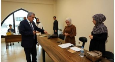 Başkan Beyazgül’den Kadın Kursiyerlere Ziyaret
