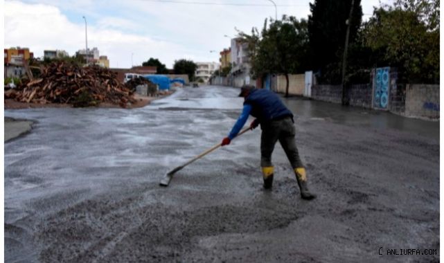 Siverek’te beton yol çalışmaları devam ediyor