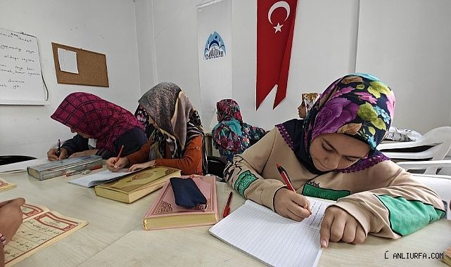 Yediden Yetmişe Kadınlar Burada Buluşuyor
