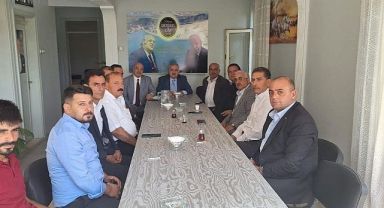 Demokrat Parti Şanlıurfa'da Seçim Standardı Verdi