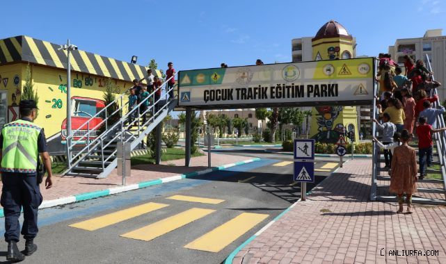Haliliye Çocuk Trafik Eğitim Parkı İle Hem Eğlendiler Hem Öğrendiler