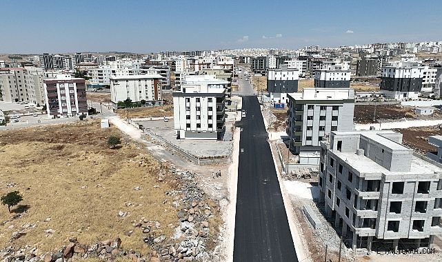 Büyükşehir'den Karaköprü'de Sıcak Asfalt Çalışmaları
