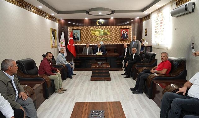 Başkan Gülpınar Esnafla Bı̇r Araya Geldı̇