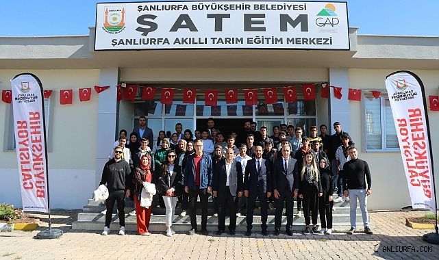 Büyükşehir'den Öğrencilere Topraklı Ve Topraksız Sera Konularında Eğitim