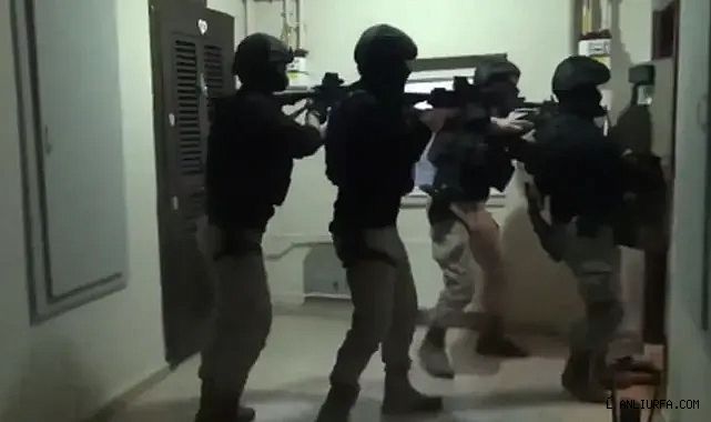 Diyarbakır'daki mitingle ilgili Urfa'da operasyon! Çok sayıda gözaltı var!