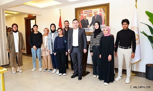 Üniversite Hazırlık Öğrencilerinden Başkan Özyavuz'a Ziyaret