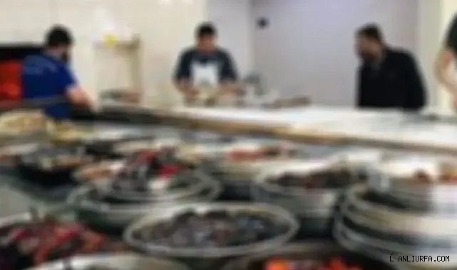 Urfa'da fırın önünde 'ekmek' kavgası!