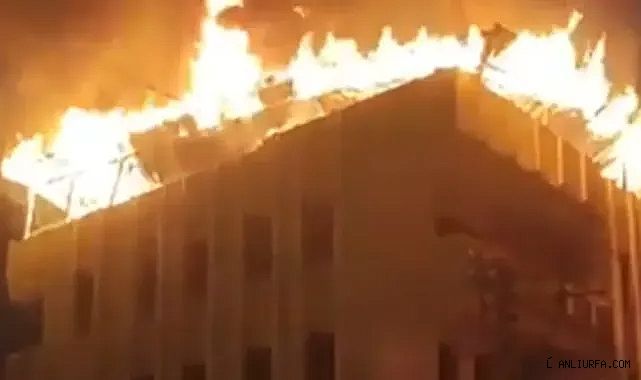 Şanlıurfa'da gece saatlerinde korkutan yangın!