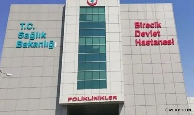 Urfa'da öğrenciler kavga etti! 2 yaralı!