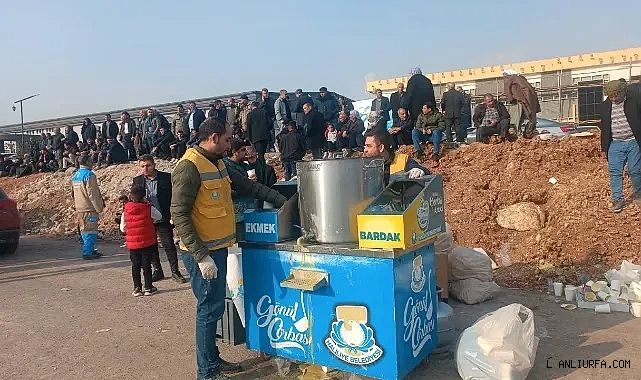 Haliliye Belediyesi'nden Kongreye Katılan Vatandaşlara Mercimek Çorbası İkramı