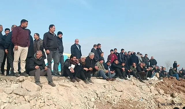Şanlıurfalılar Güzel Havayı Kongre Alanında Değerlendirdi