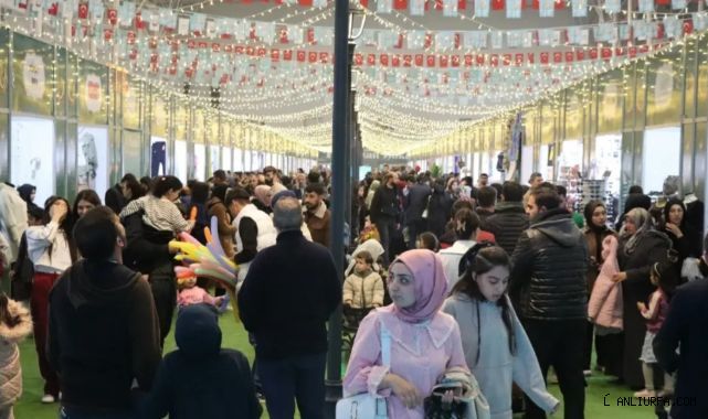 Şanlıurfa'da Ramazan Sokağı yoğun ilgi gördü!