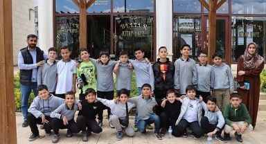 Okuma Sevgisi Kitap Kafe'de Filizleniyor