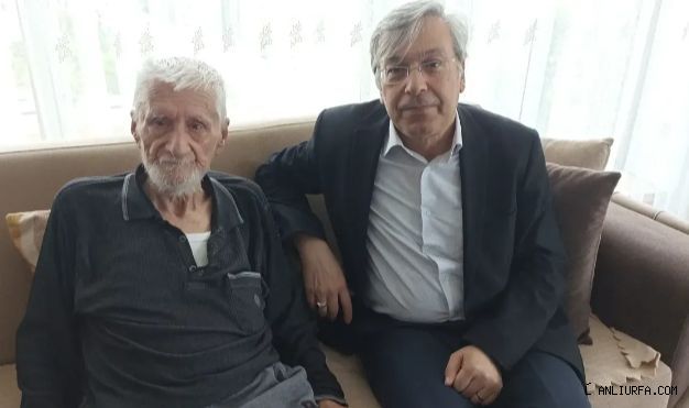 Kurtoğlu ziyaret etti! Urfa’nın ulu çınarı Naci İpek, yıllara meydan okuyor!