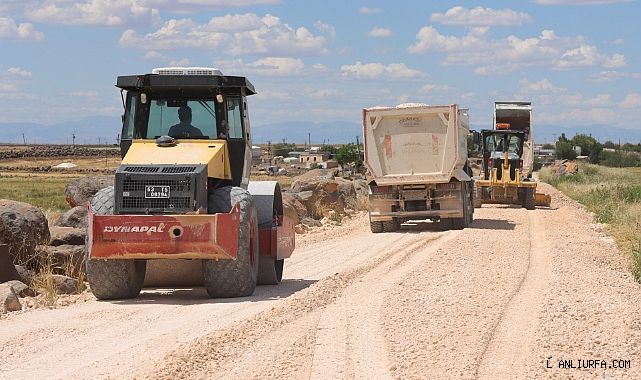 Büyükşehir Belediyesi'nden Siverek Karakeçi Bölgesi'nde Yol Atağı