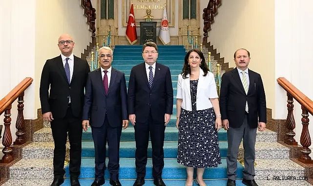 DEM Parti Heyeti Adalet Bakanı Tunç'u ziyaret etti! Şanlıurfa Milletvekili de katıldı!