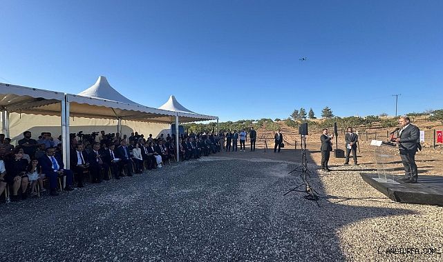 AYANLAR'DA TARİHE İLK KAZMA VURULDU