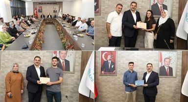 Başkan Canpolat, Dereceye Giren Öğrencileri Ödüllendirdi