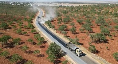 Halfeti'de kırsal yollar yenileniyor
