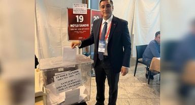 Şanlıurfa Ekibi Kurultayda Tam Kadro:Ferhat Karadağ 19 Numara Sandıkta Oyunu Kullandı