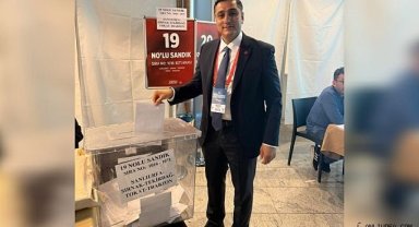 Şanlıurfa Ekibi Kurultayda Tam Kadro:Ferhat Karadağ 19 Numara Sandıkta Oyunu Kullandı