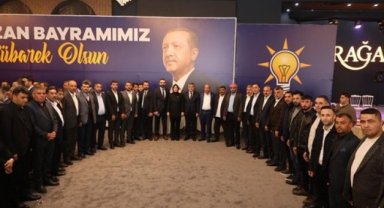 AK Parti Şanlıurfa Teşkilatı Geleneksel Bayramlaşmada Buluştu