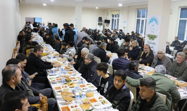 Ceylanpınar Belediyesi Personeli İftar Sofrasında Buluştu
