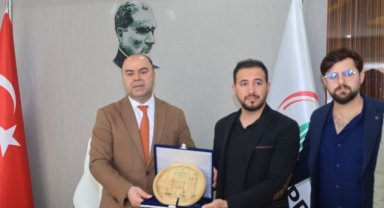 Karaköprü Belediye Başkanı Nihat Çiftçi'den Eğitim Kurumları Yöneticilerine Ziyaret