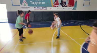Karaköprü'de Sporla Yeşeren Nesiller: 2025'te 25 Bin Vatandaşa Hizmet, 5.500 Gence Eğitim