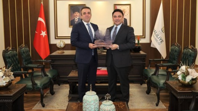 Kent Konseyi Başkanı Kaymakam Şahin'i Ziyaret Etti