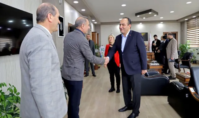 Şanlıurfa İl Sağlık Müdürü Erhan Berk Personelle Bayramlaştı