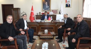 Viranşehir Giyimciler Odası Başkanı Sığırcı ve Yönetimi, Kaymakam Ülkü'yü Ziyaret Etti