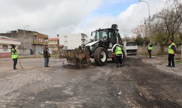 Viranşehir'de Yağışların Ardından Yol Onarım Çalışmaları Hızlandı