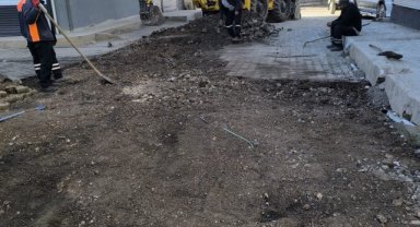 Viranşehir'de Yeni Mahalle 751. Sokak'ta Yol Bakım ve Onarım Çalışmaları Devam Ediyor