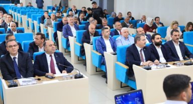 Başkan Çiftçi, Şanlıurfa Büyükşehir Nisan Ayı Meclis Toplantısı'na Katıldı