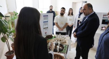 Başkan Nihat Çiftçi, Necip Fazıl Kısakürek Fen Lisesi'nde Bilim Fuarını Ziyaret Etti