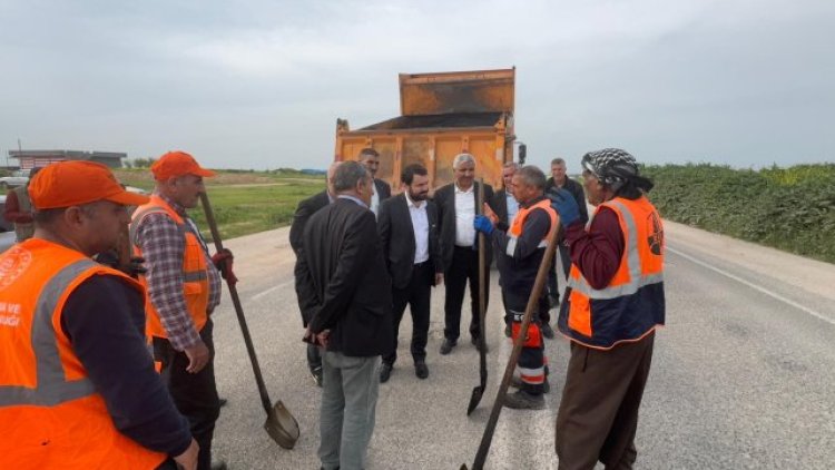 Ceylanpınar-Kızıltepe Yolu Yama Çalışmaları Belediye Eşbaşkanı Tarafından İncelendi