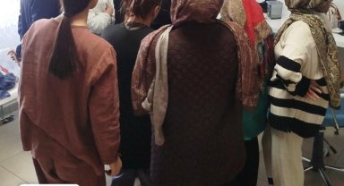 Haliliye'de Kadınlara Meslek Kazandırılıyor, Çocuklar Kreşte Eğleniyor